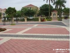 小(xiǎo)區(qū)公(gōng)园路面彩砖